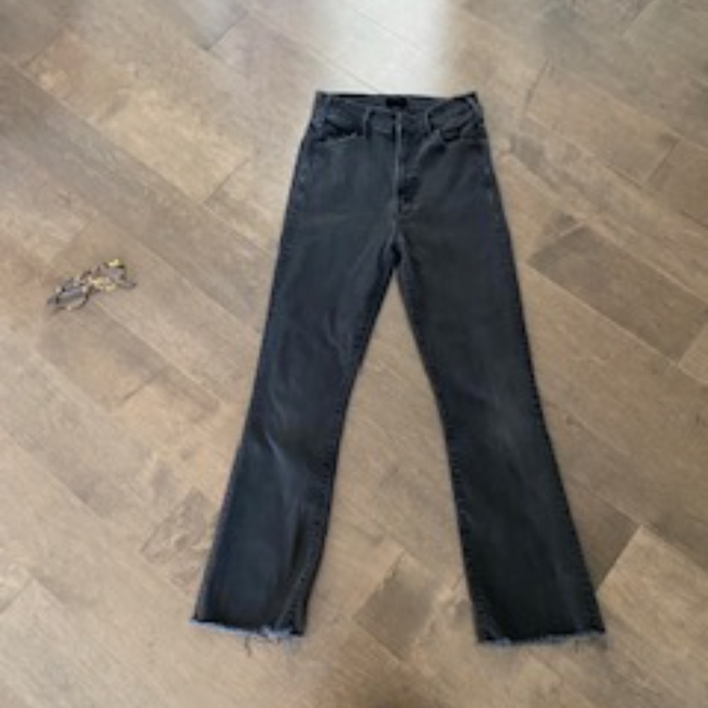 Mother Jeans size 25 Style the Hustler in Not Guilty wash